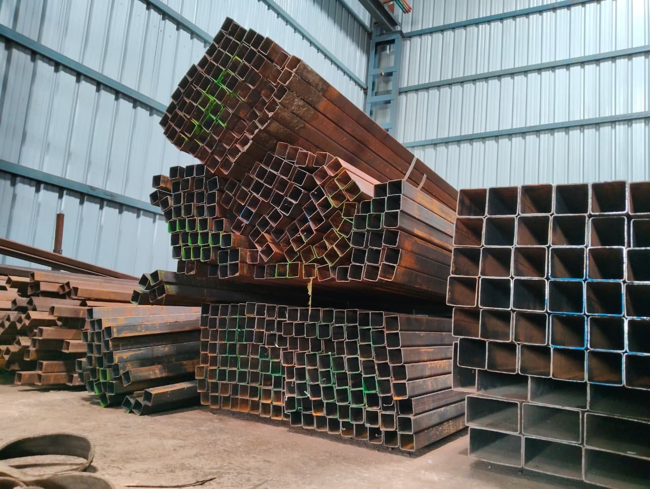 Steel Pipes & Tubes